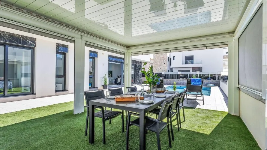 Villa de 120m² à Torrevieja, Espagne No. 875 № 24