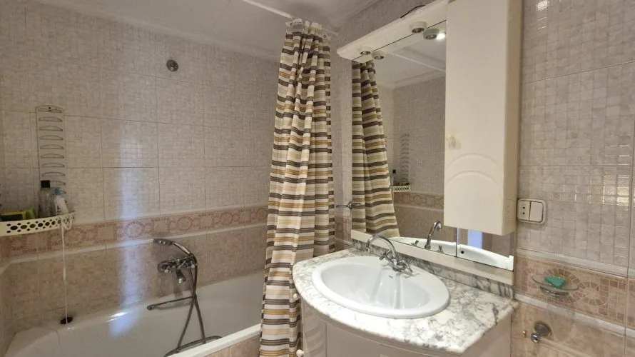 House de 4 chambres à San Juan, Espagne No. 886 № 11