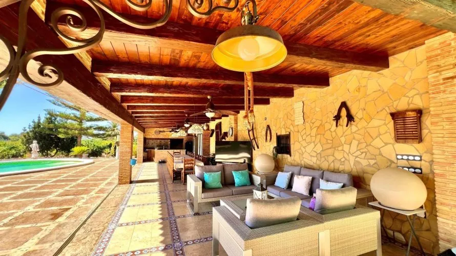 Villa de 4 chambres à Almoradi, Espagne No. 882 № 17
