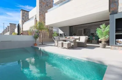 Villa de 170m² à Los Alcazares, Espagne No. 883