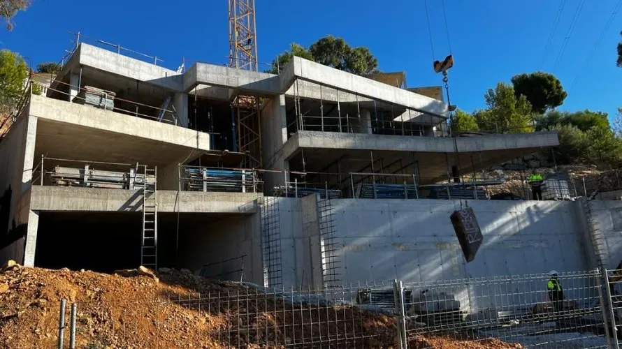 Villa de 547m² à Altea, Espagne No. 861 № 4