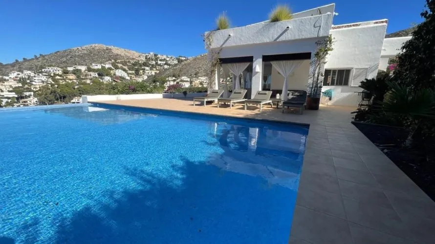 Villa de 229m² à Moraira, Espagne No. 892 № 20