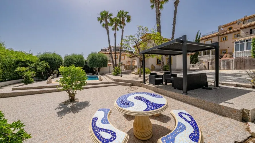 Villa de 96m² à La Zenia, Espagne No. 887 № 18