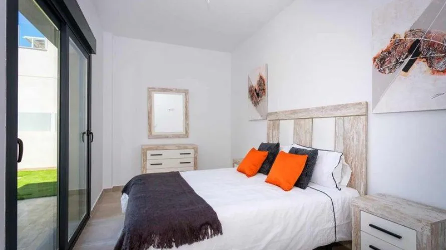 Villa de 3 chambres à Daya Nueva, Espagne No. 878 № 7