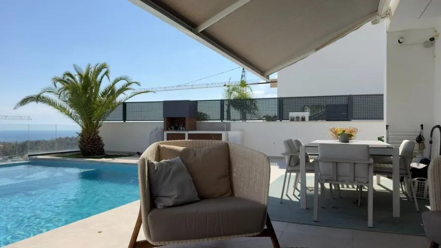 Villa de 324m² à Finestrat, Espagne No. 903 № 10