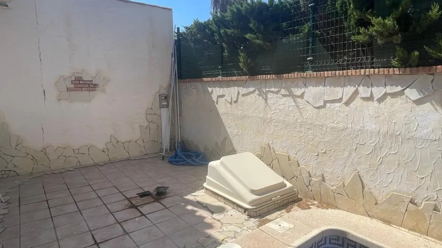 Дом с 5 спальнями в  Торревьеха, Испания №630