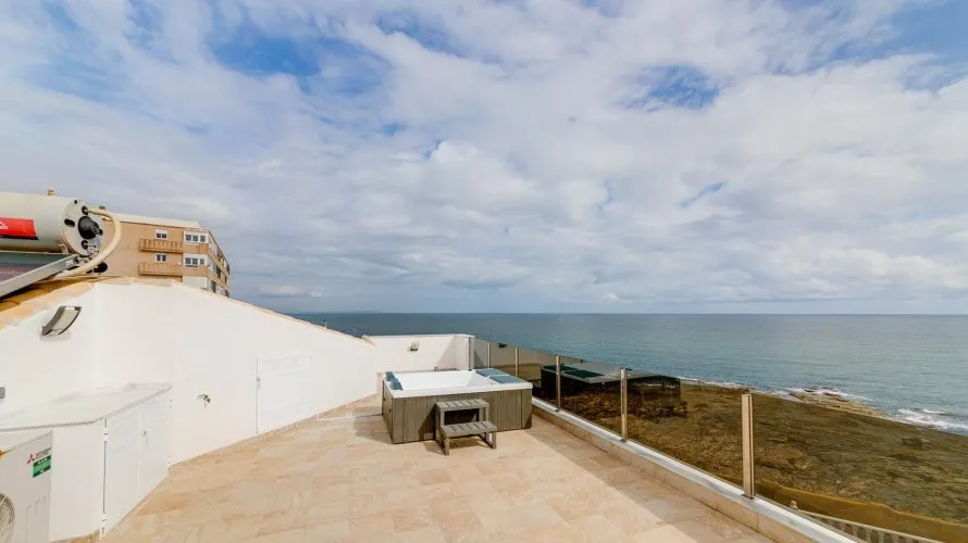 210m² villa for sale , Torrevieja, Spain No. 607 № 28