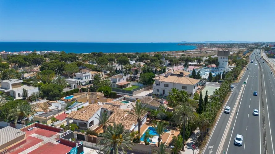 4 bedrooms villa for sale , Alicante, Spain No. 613 № 12