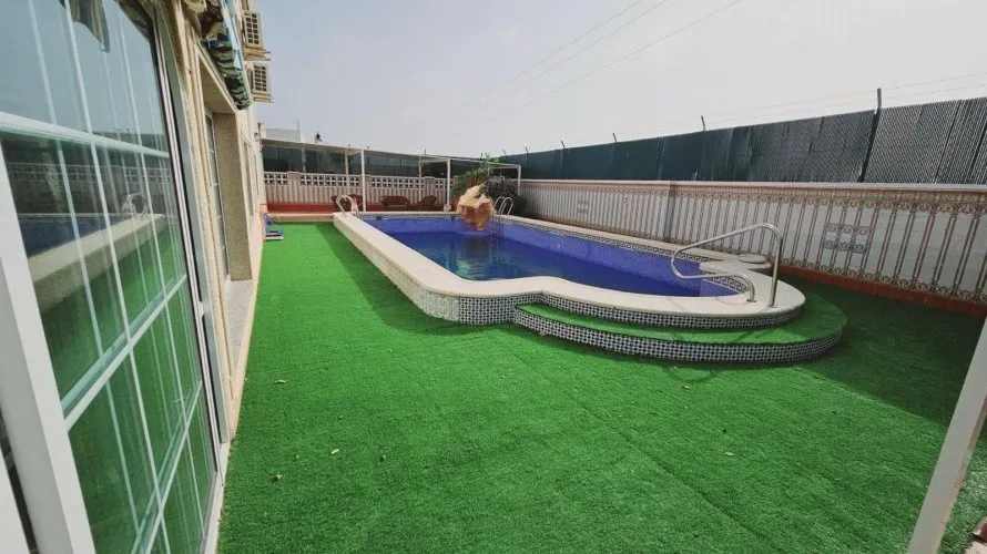 5 bedrooms villa for sale , Torrevieja, Spain No. 606 № 19