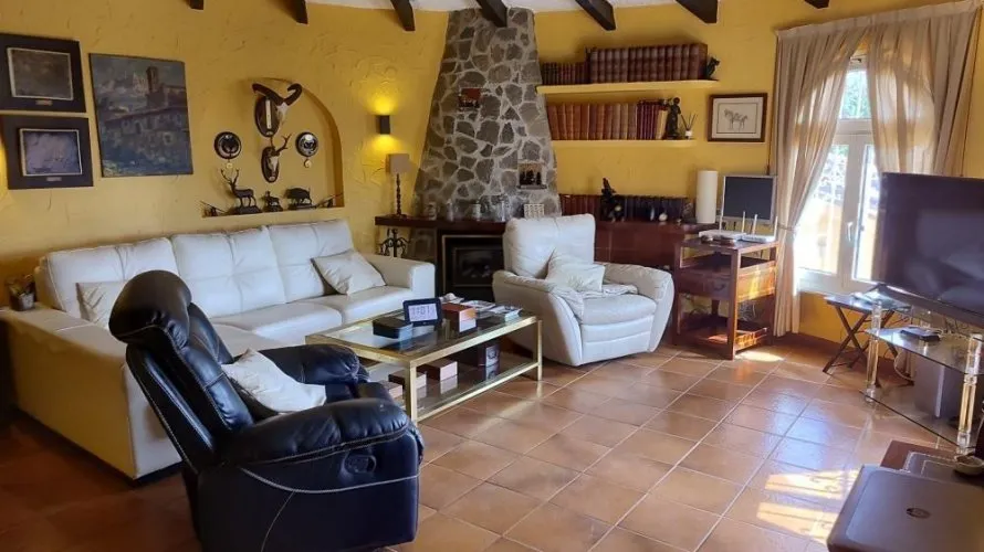 3 bedrooms villa for sale , Maryvilla, Spain No. 644 № 17