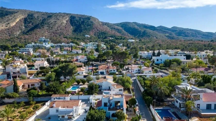 4 bedrooms villa for sale , L'Alfàs del Pi, Spain No. 629 № 8