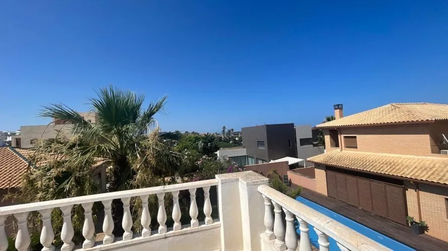 5 bedrooms house for sale , Torrevieja, Spain No. 630 № 22