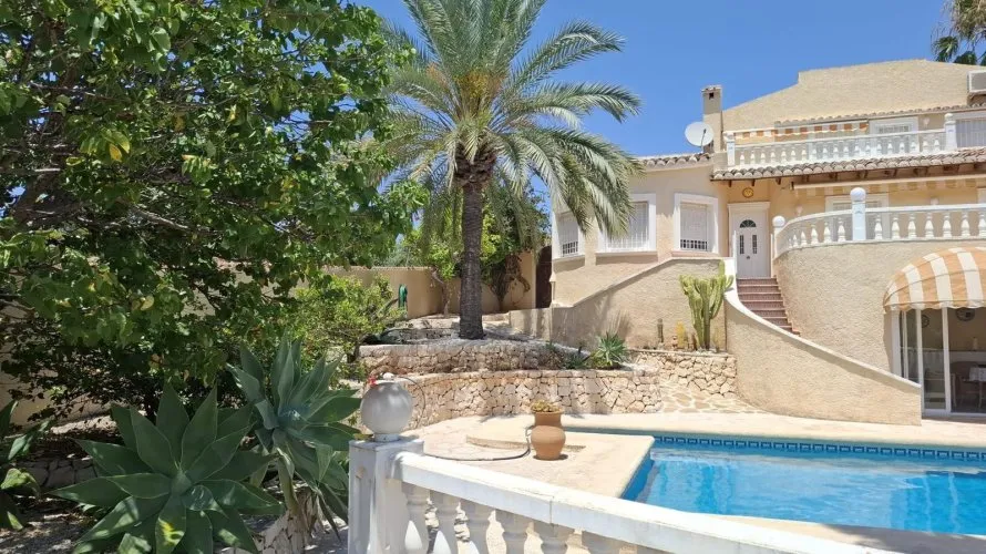 3 bedrooms house for sale , Benissa, Spain No. 688