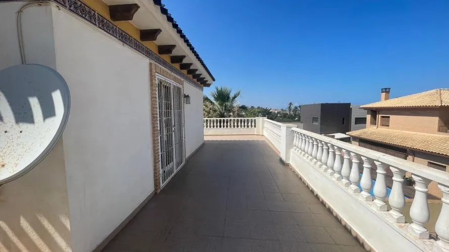 5 bedrooms house for sale , Torrevieja, Spain No. 630 № 27