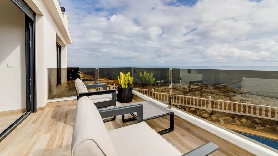 210m² villa for sale , Torrevieja, Spain No. 607 № 23