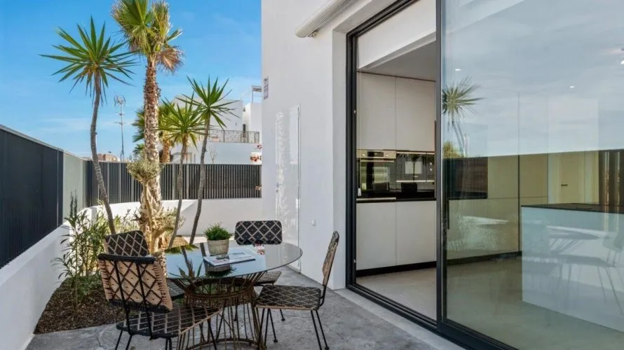 3 bedrooms villa for sale , Mar De Cristal, Spain No. 548 № 8
