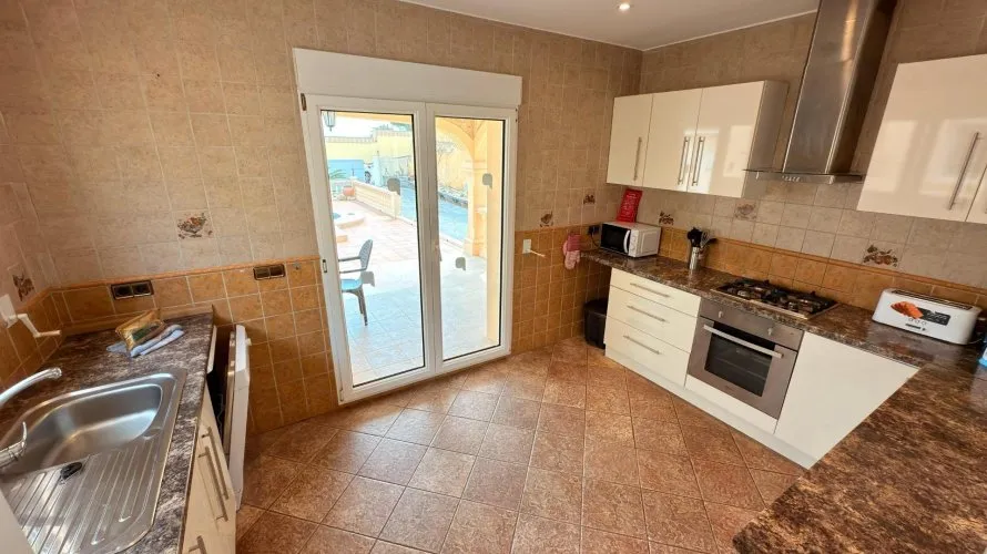 5 bedrooms villa for sale , Calpe, Spain No. 596 № 21