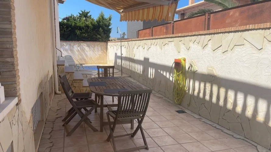 5 bedrooms house for sale , Torrevieja, Spain No. 630 № 8