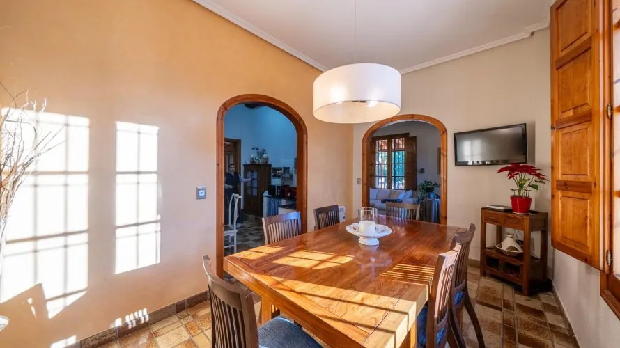 7 bedrooms house for sale , Mutxamel, Spain No. 586 № 17