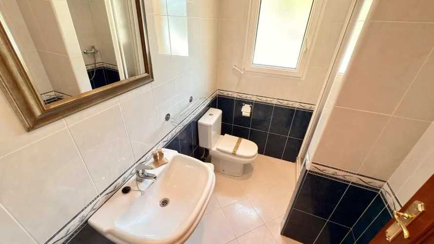 5 bedrooms villa for sale , Calpe, Spain No. 596 № 10