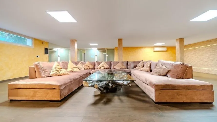 5 bedrooms villa for sale , Torrevieja, Spain No. 611 № 14