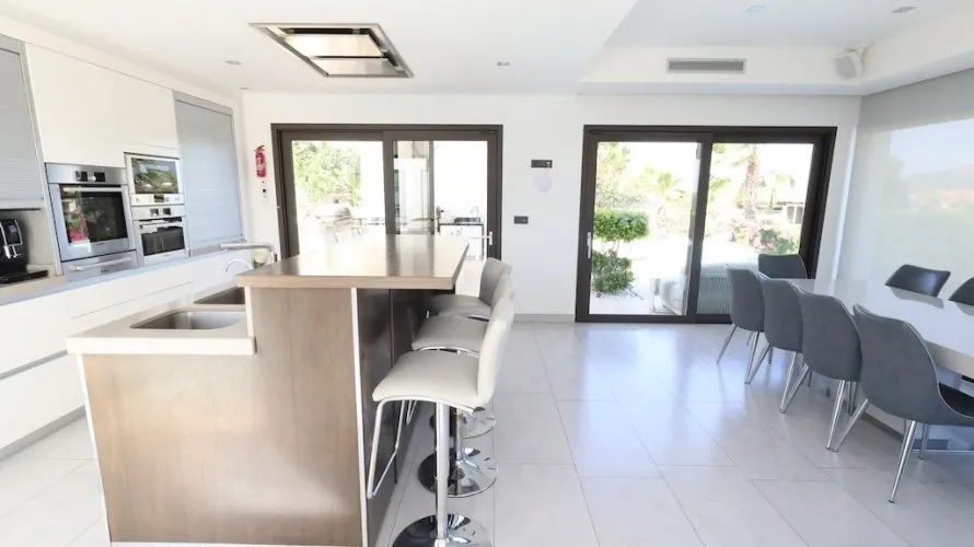 521m² villa for sale , Javea, Spain No. 620 № 1