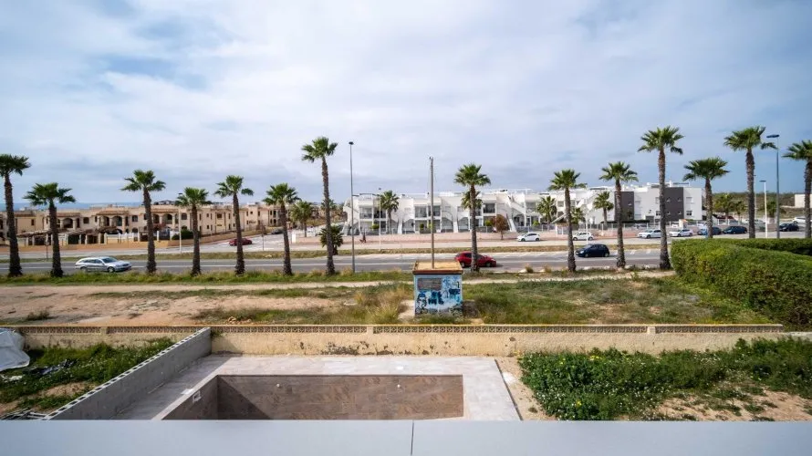 3 bedrooms villa for sale , Torrevieja, Spain No. 494 № 9