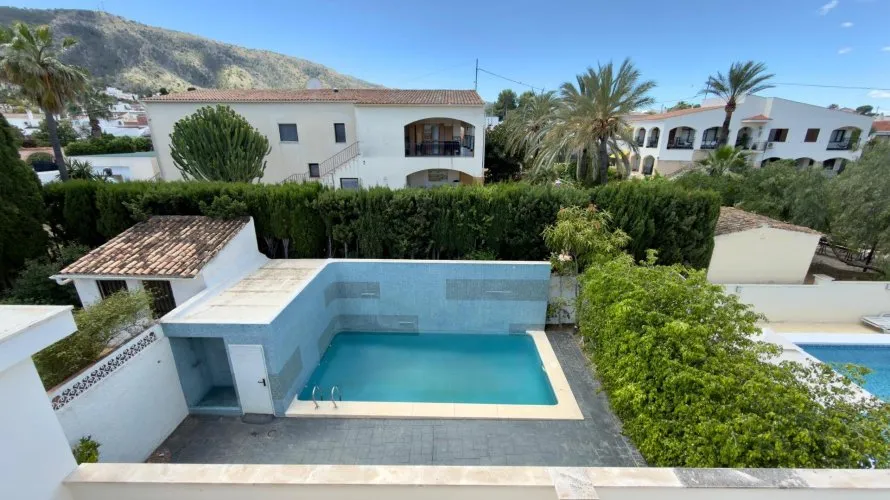 4 bedrooms house for sale, Albir, Spain No. 711