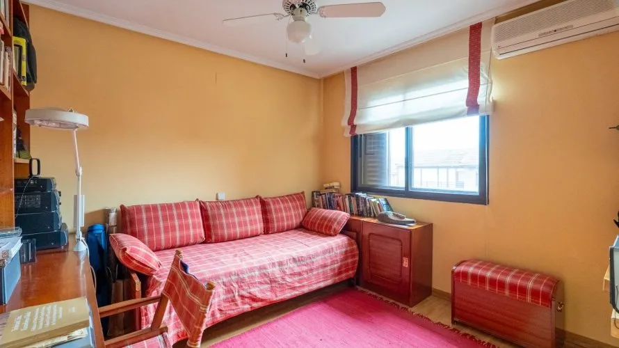 6 bedrooms house for sale , Madrid, Spain No. 431 № 26