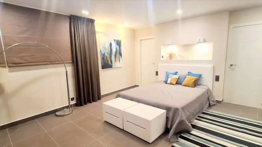 5 bedrooms villa for sale , Calpe, Spain No. 484 № 27