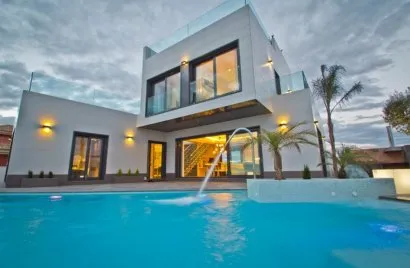 157m² villa for sale , La Zenia, Spain No. 436
