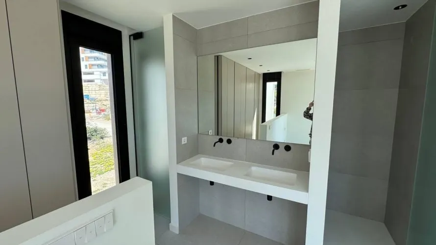 3 bedrooms villa for sale, Finestrat, Spain No. 666 № 17