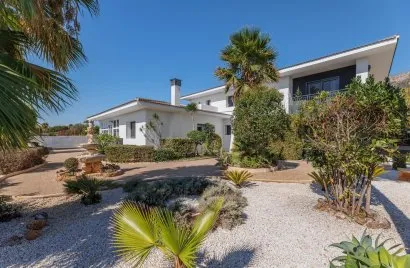 6 bedrooms villa for sale , Calpe, Spain No. 423