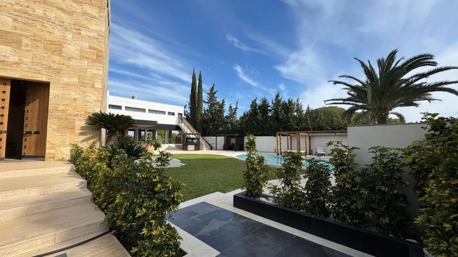 7 bedrooms villa for sale , Dehesa De Campoamor, Spain No. 404 № 18
