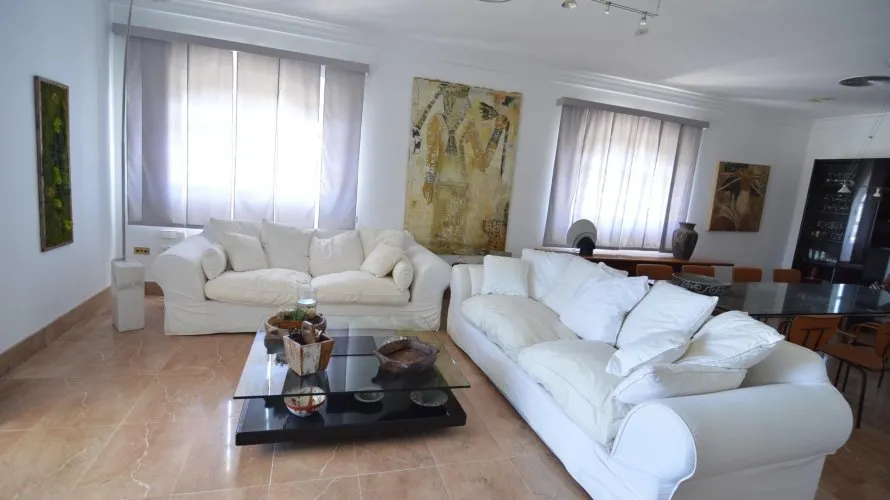 4 bedrooms villa for sale , Torrevieja, Spain No. 409 № 13