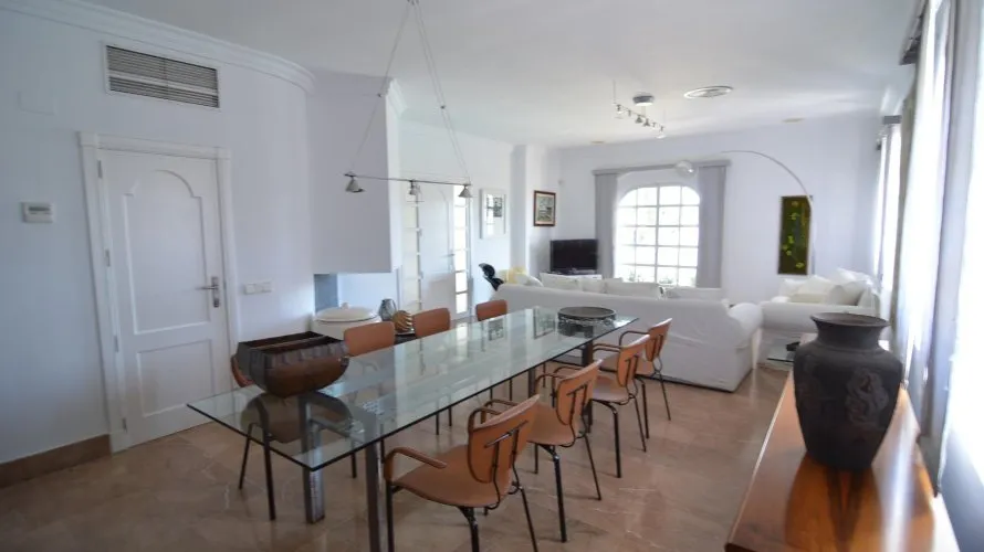 4 bedrooms villa for sale , Torrevieja, Spain No. 409 № 14
