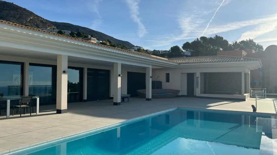 5 bedrooms villa for sale, Zona Altea Hills, Spain No. 703 № 16