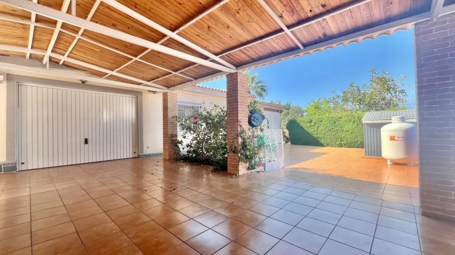 3 bedrooms villa for sale , Torrevieja, Spain No. 692 № 17
