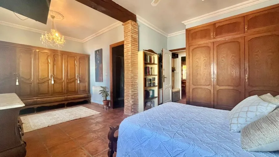 3 bedrooms villa for sale , Torrevieja, Spain No. 692 № 2