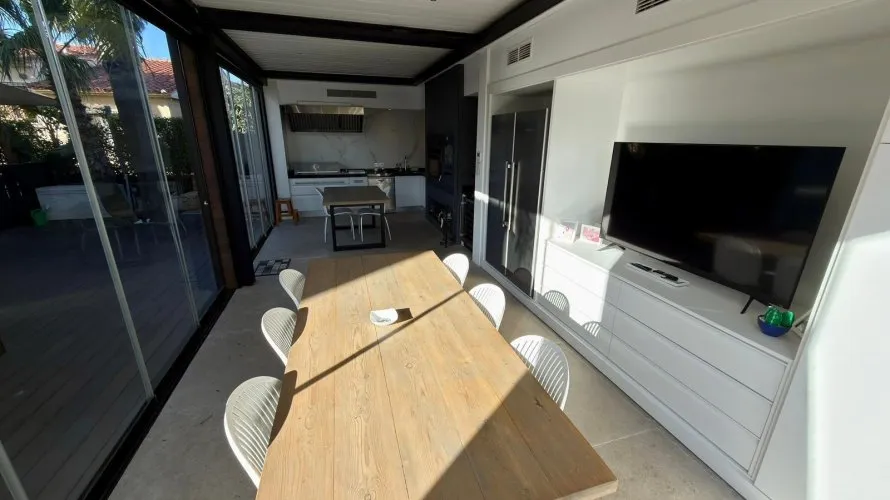 6 bedrooms villa for sale , Benidorm, Spain No. 432 № 11