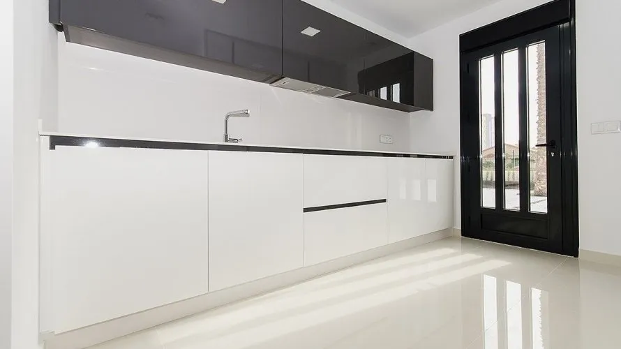4 bedrooms villa for sale , Playa Honda, Spain No. 455 № 19