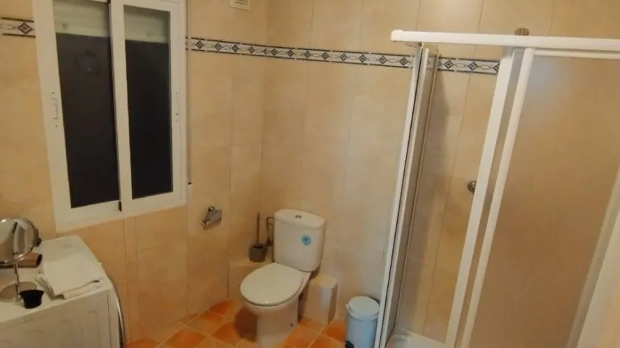 8 bedrooms villa for sale , Maryvilla, Spain No. 493 № 11