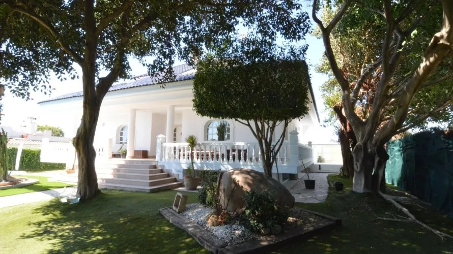 4 bedrooms villa for sale , Torrevieja, Spain No. 409 № 28