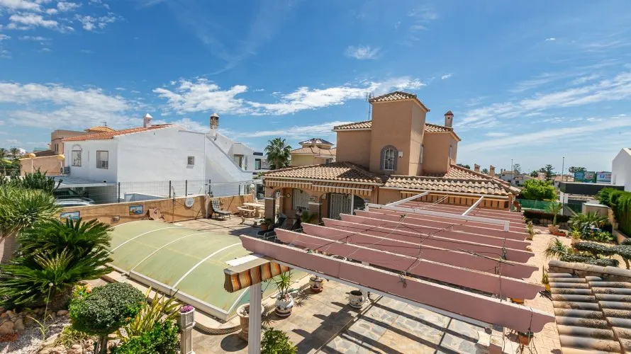158m² villa for sale, Cabo Roig, Spain No. 710