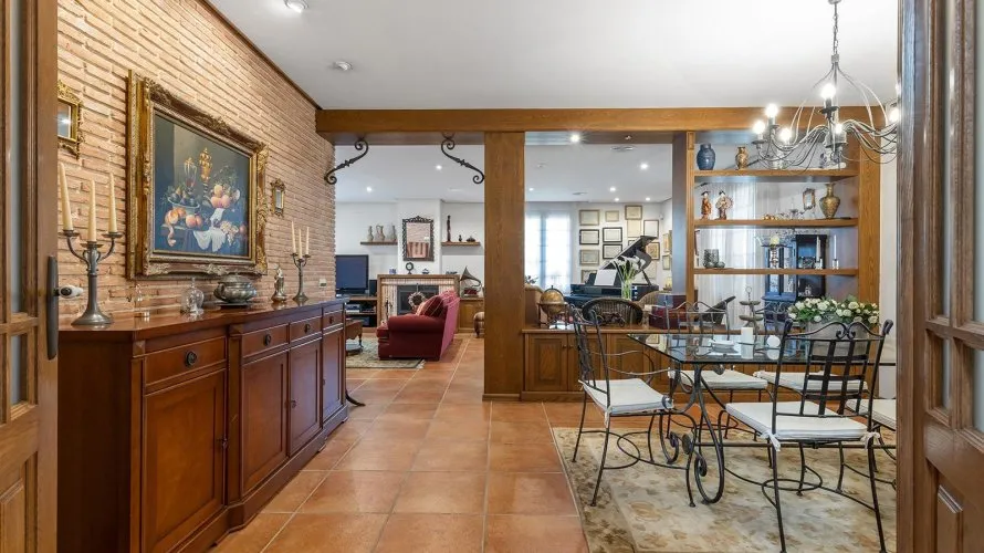 6 bedrooms villa for sale, La Veleta, Spain No. 660 № 12