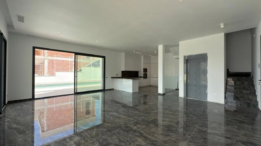 7 bedrooms villa for sale , Finestrat, Spain No. 412