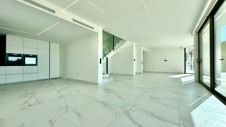 5 bedrooms villa for sale , Zona Altea Hills, Spain No. 408 № 18