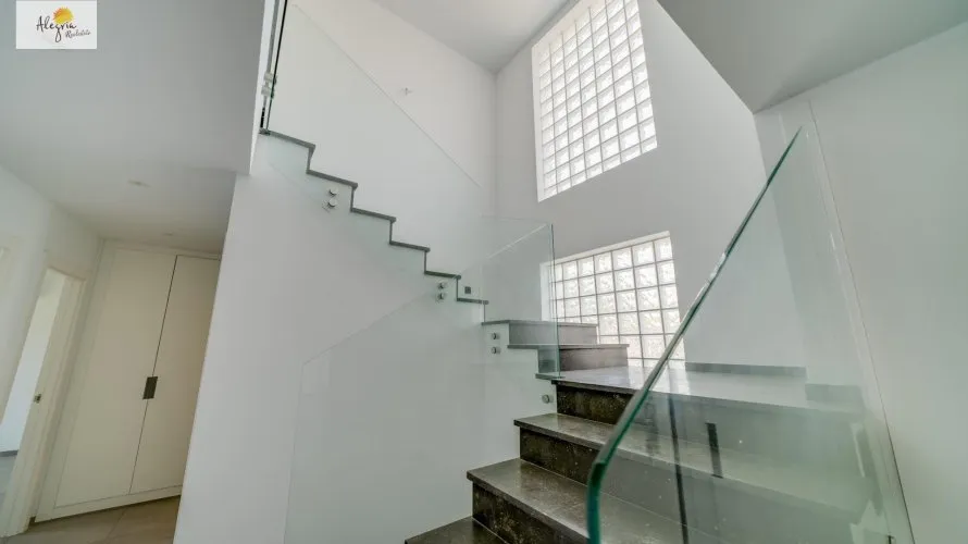 5 bedrooms villa for sale , Calpe, Spain No. 510 № 5