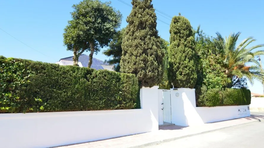 4 bedrooms villa for sale , Torrevieja, Spain No. 409 № 23