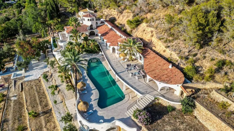 11 bedrooms villa for sale, Altea, Spain No. 712 № 14